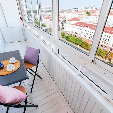 Апартаменты На Немиге Apartment *